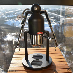 cafelat robot matte black
